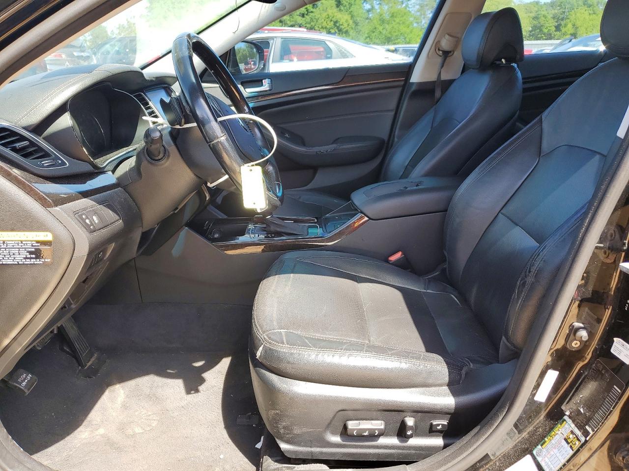 Kia Cadenza Premium