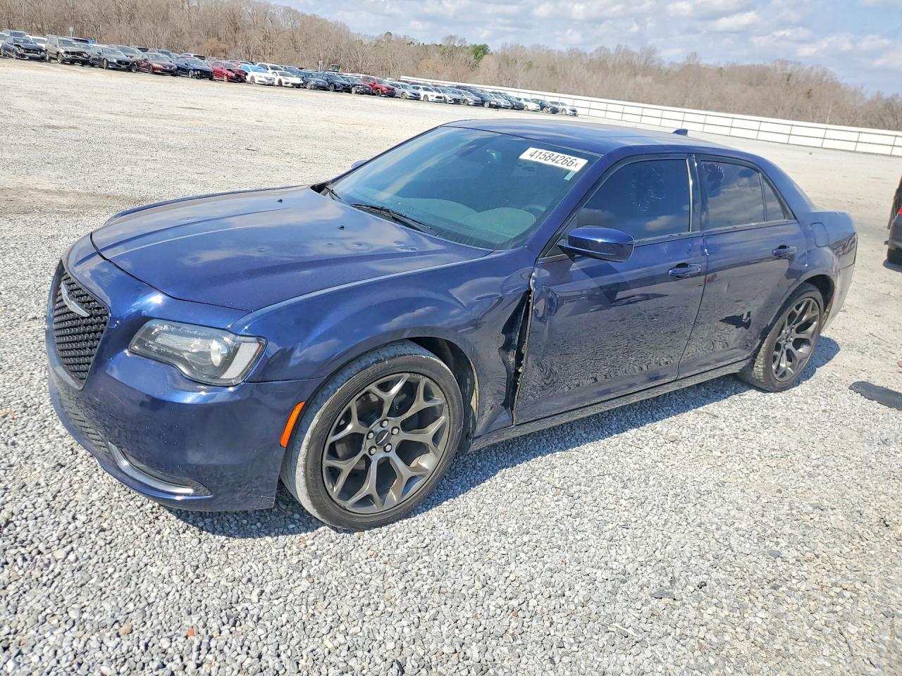 Salvage Chrysler 300 Image