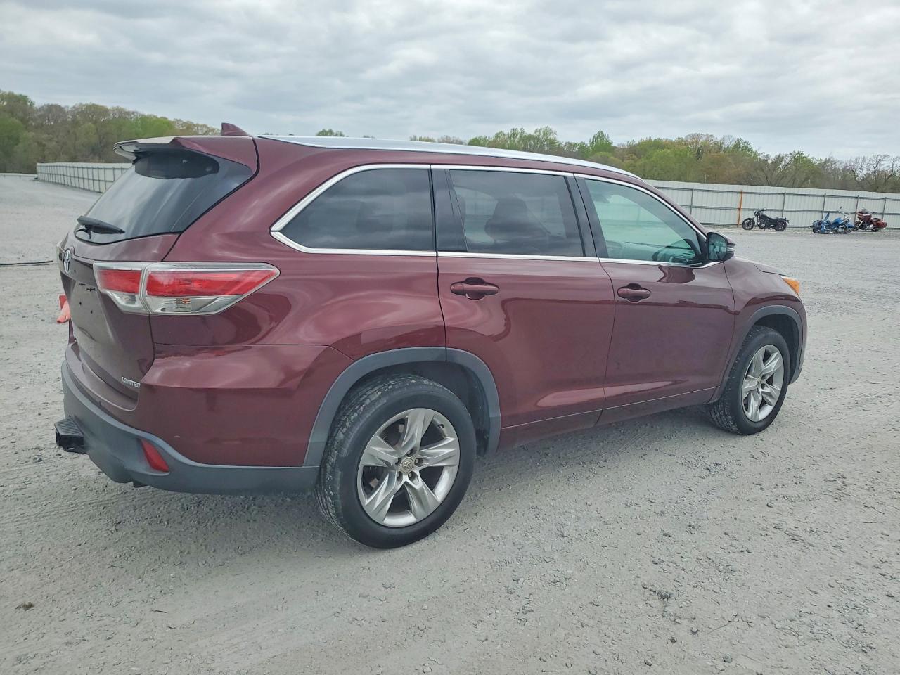 Toyota Highlander Limited Platinum