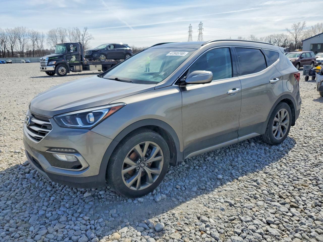 Salvage Hyundai SANTA FE Image