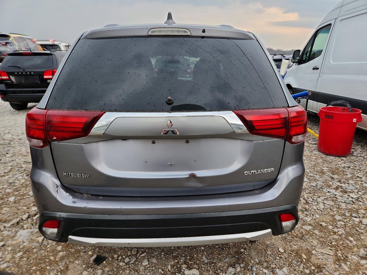 Mitsubishi Outlander Es