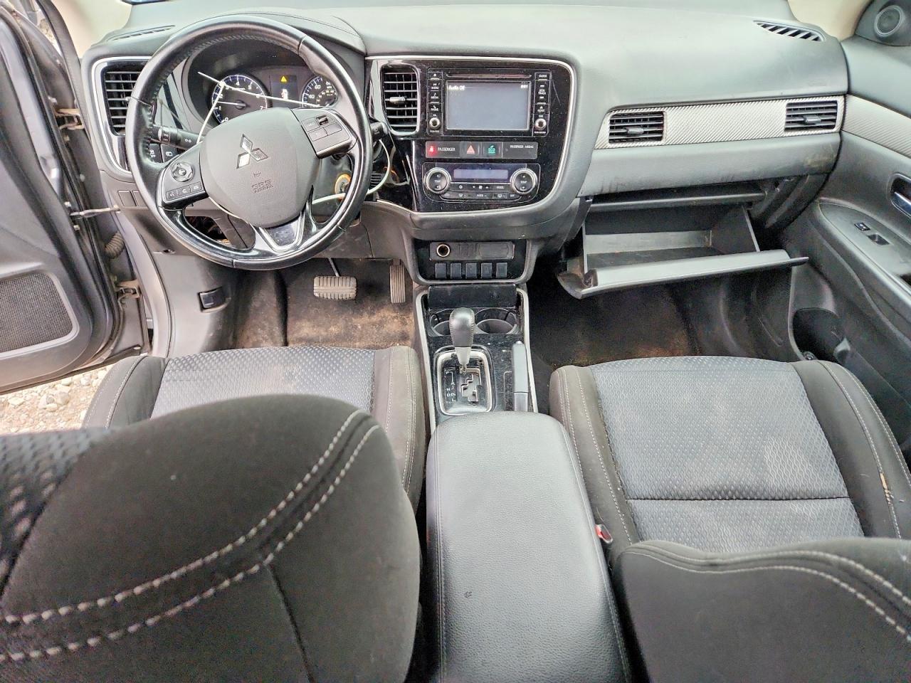 Mitsubishi Outlander Es