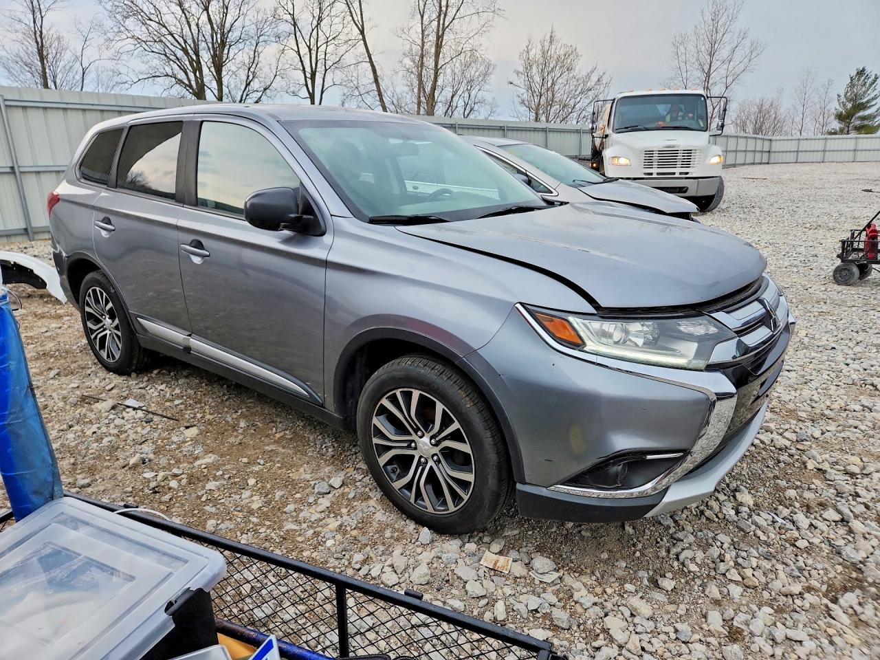 Mitsubishi Outlander Es