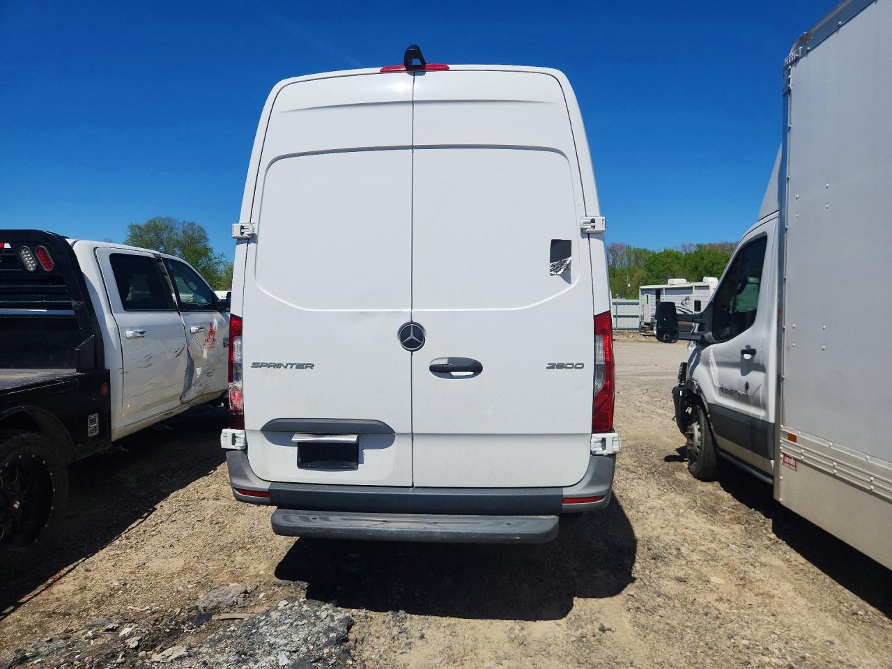 Mercedes-Benz Sprinter 2500