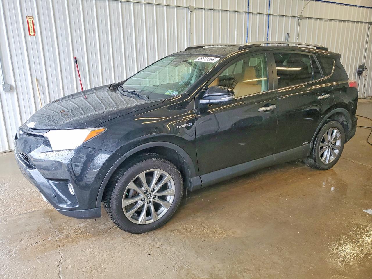 Salvage Toyota RAV4 Image