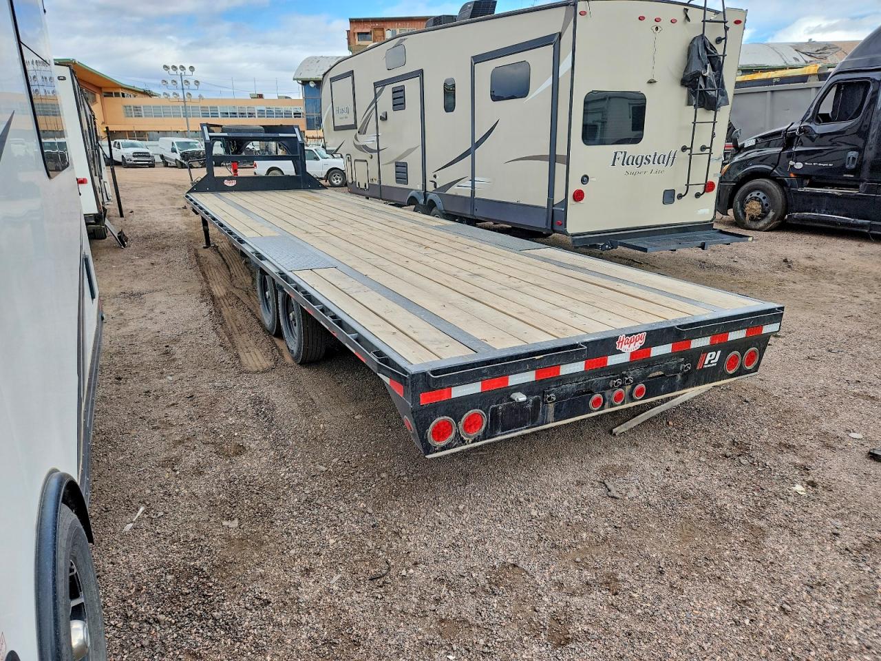 Pj Gooseneck Flatbed
