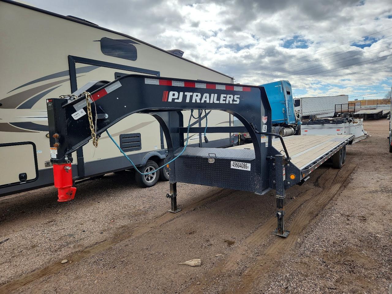 Pj Gooseneck Flatbed