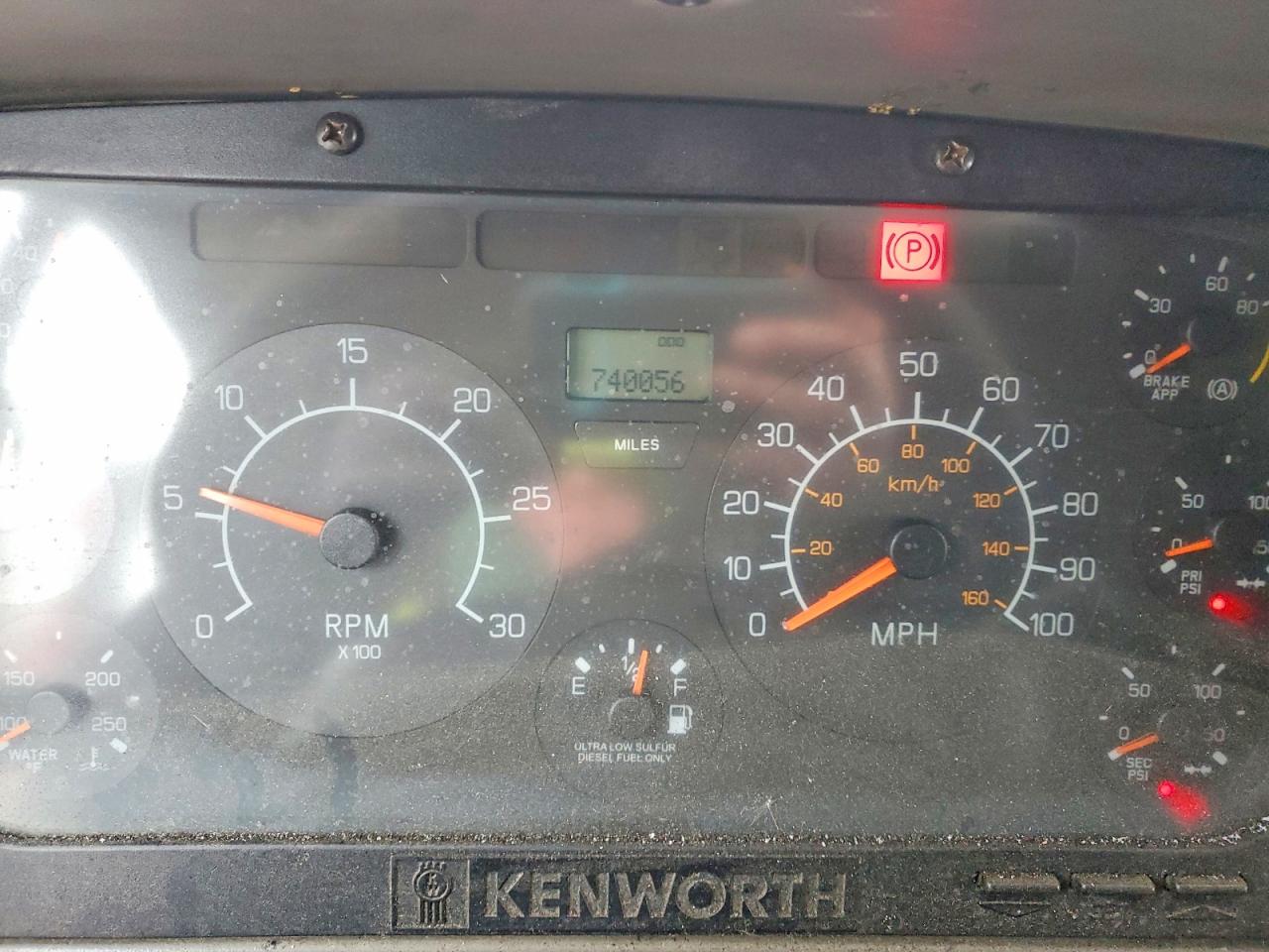 Kenworth T2000