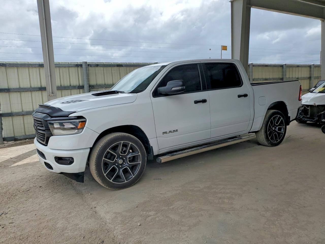 Salvage Ram 1500 Image