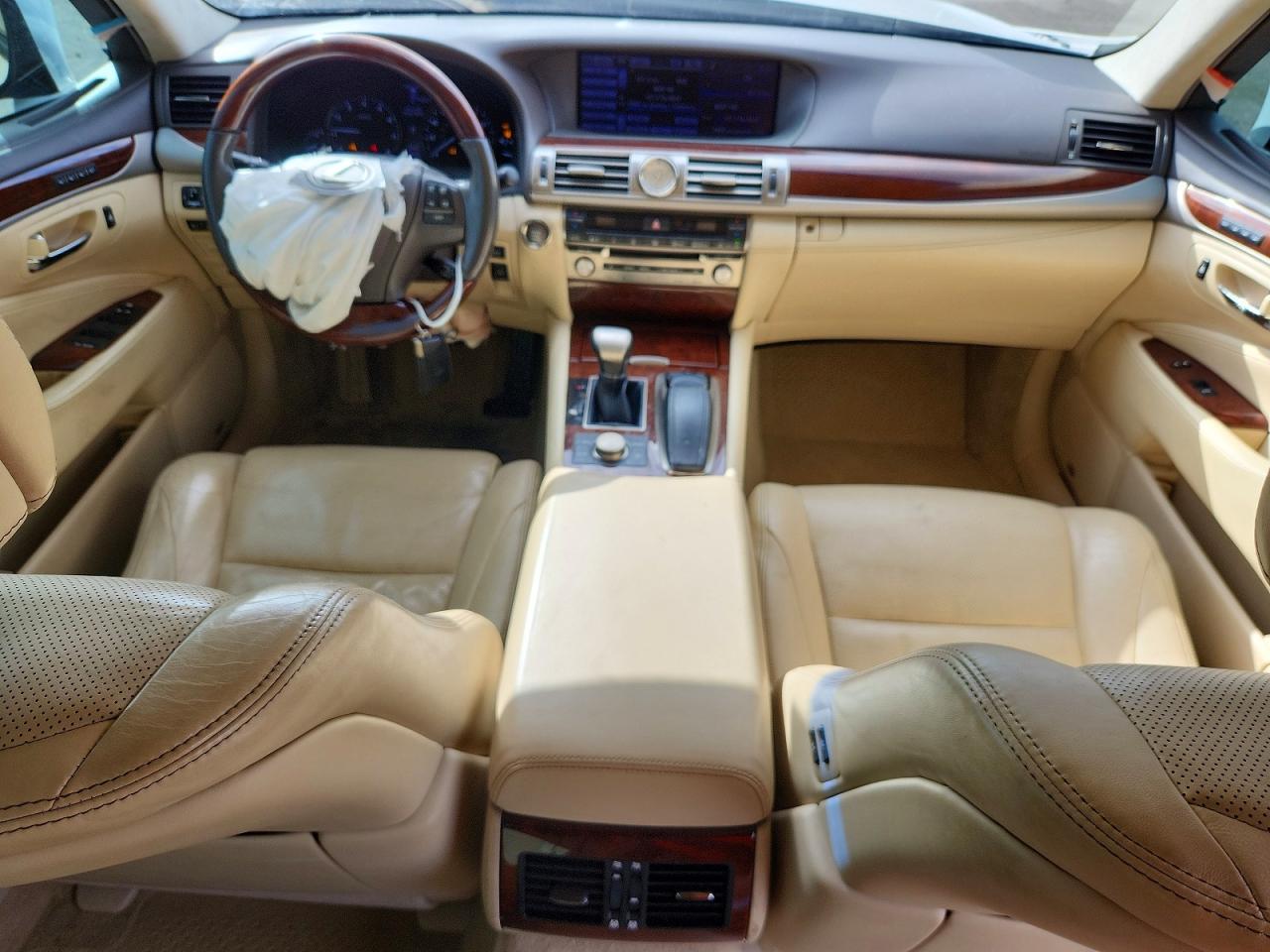 Lexus LS L