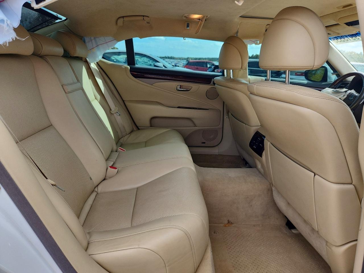 Lexus LS L