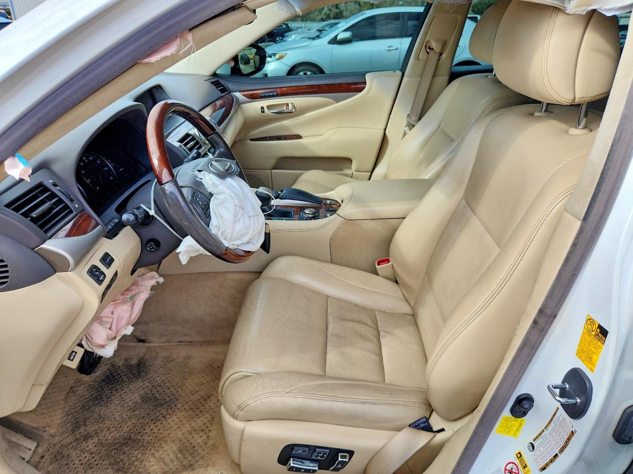 Lexus LS L