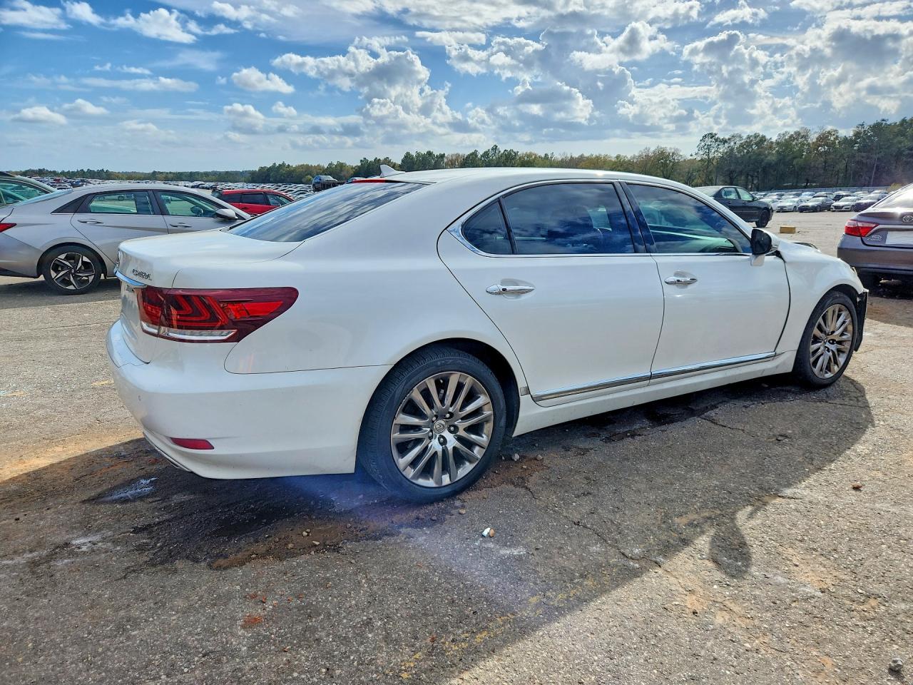 Lexus LS L