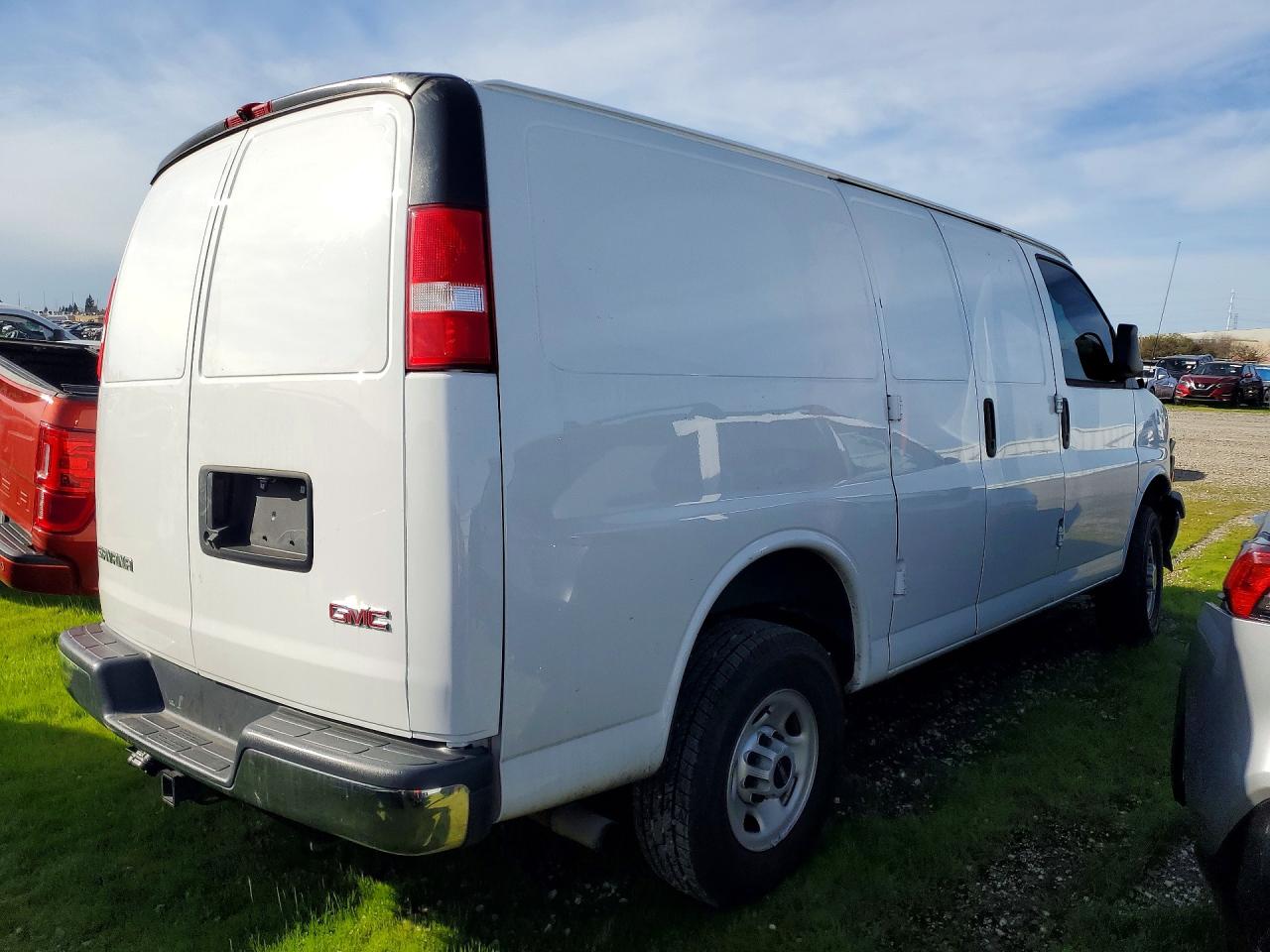 GMC Savana G2500