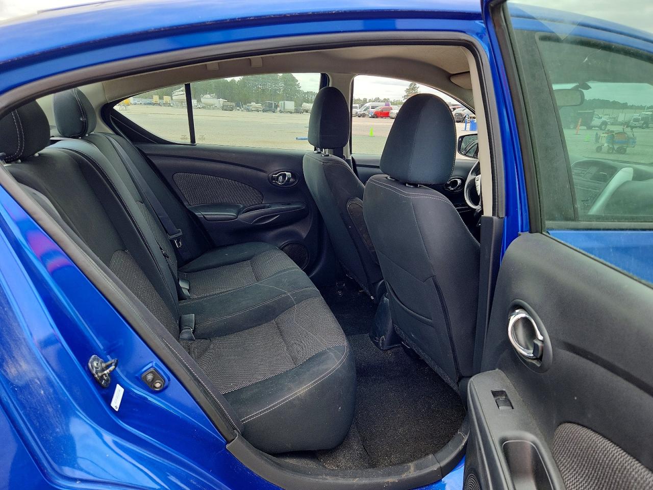 Nissan Versa 1.6 Sl