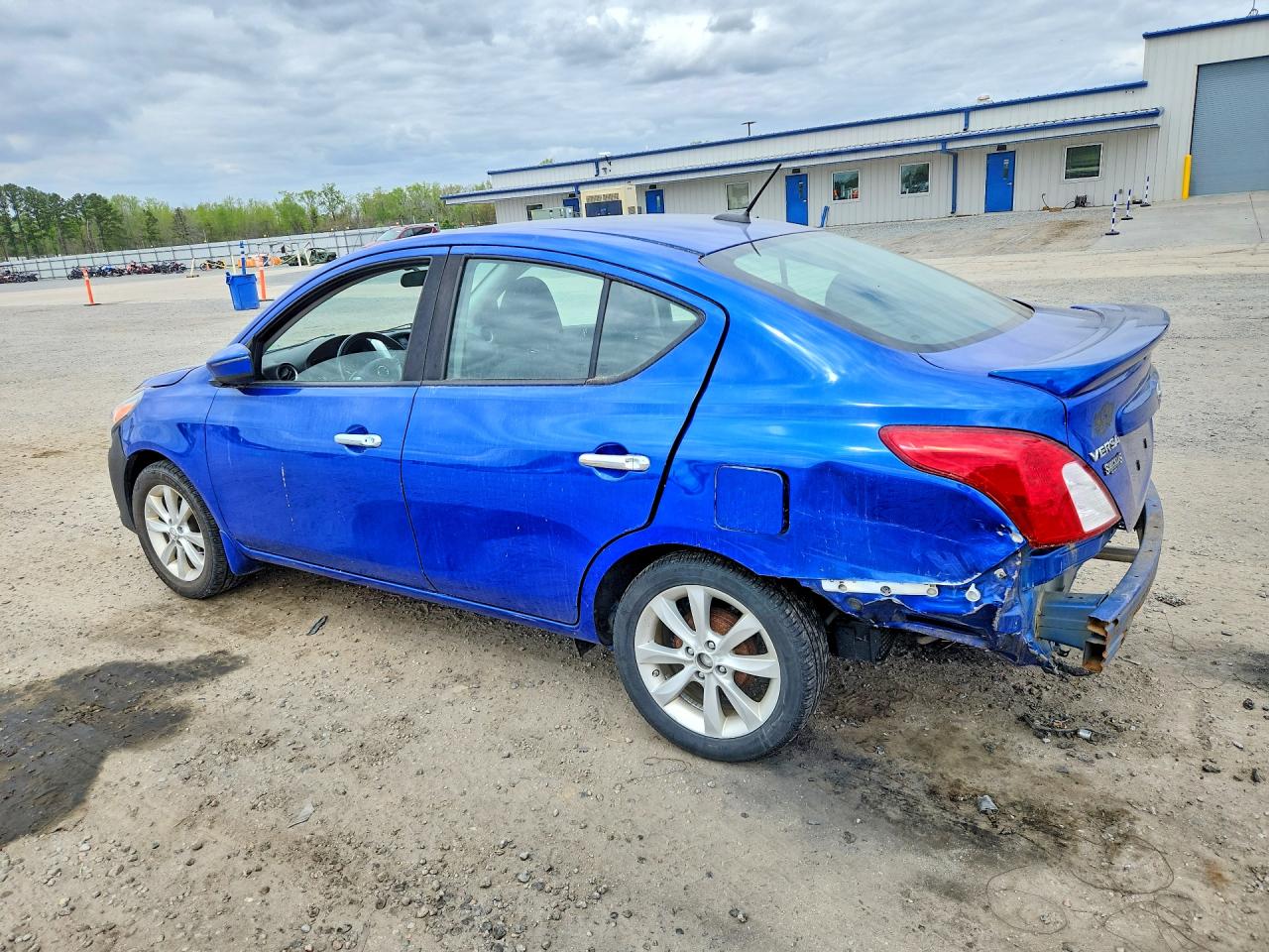 Nissan Versa 1.6 Sl