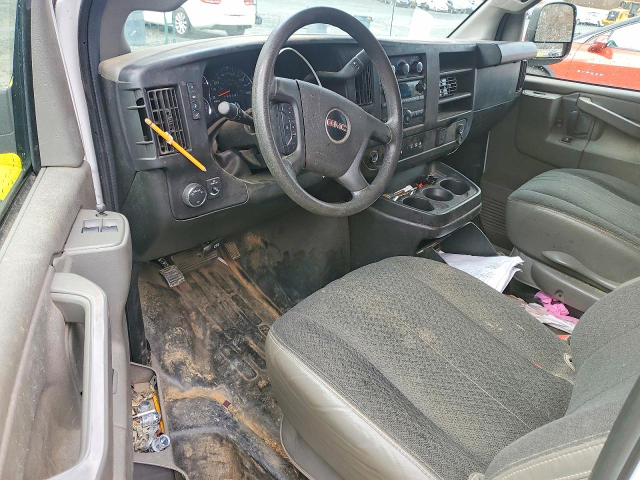 GMC Savana G2500