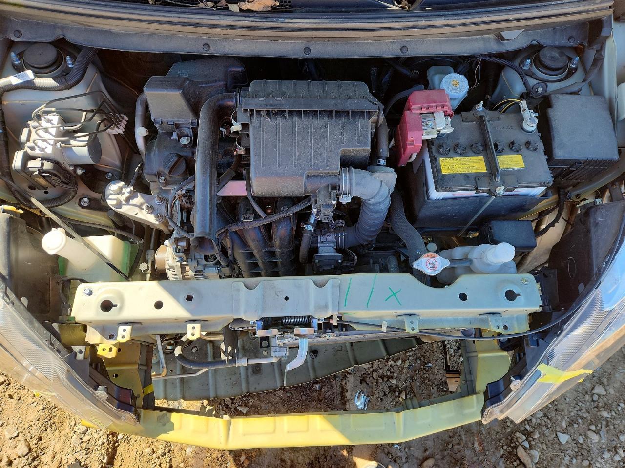 Mitsubishi Mirage Es