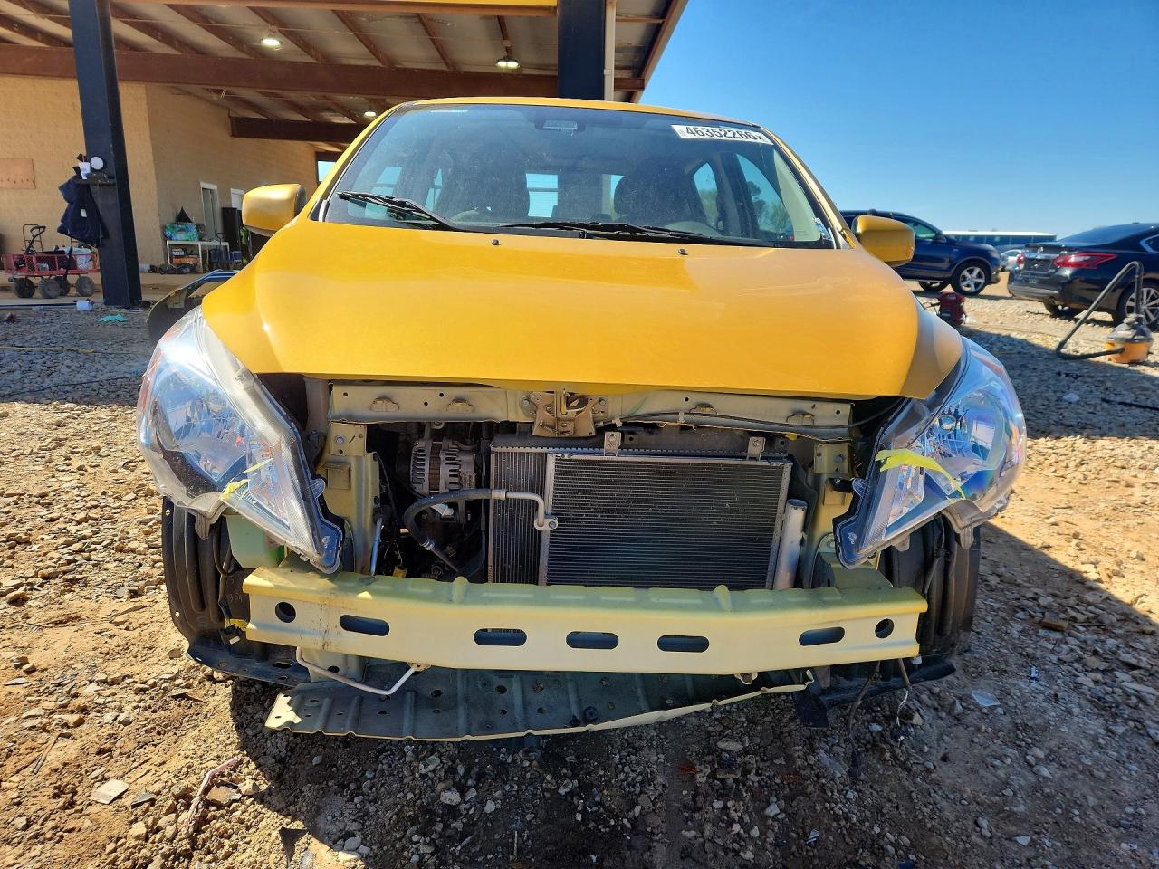 Mitsubishi Mirage Es