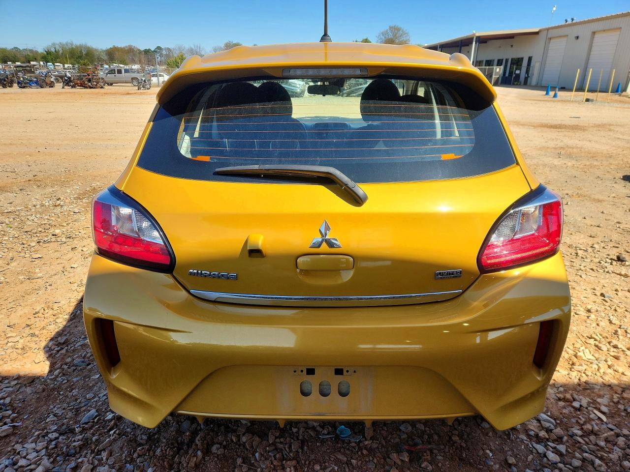 Mitsubishi Mirage Es