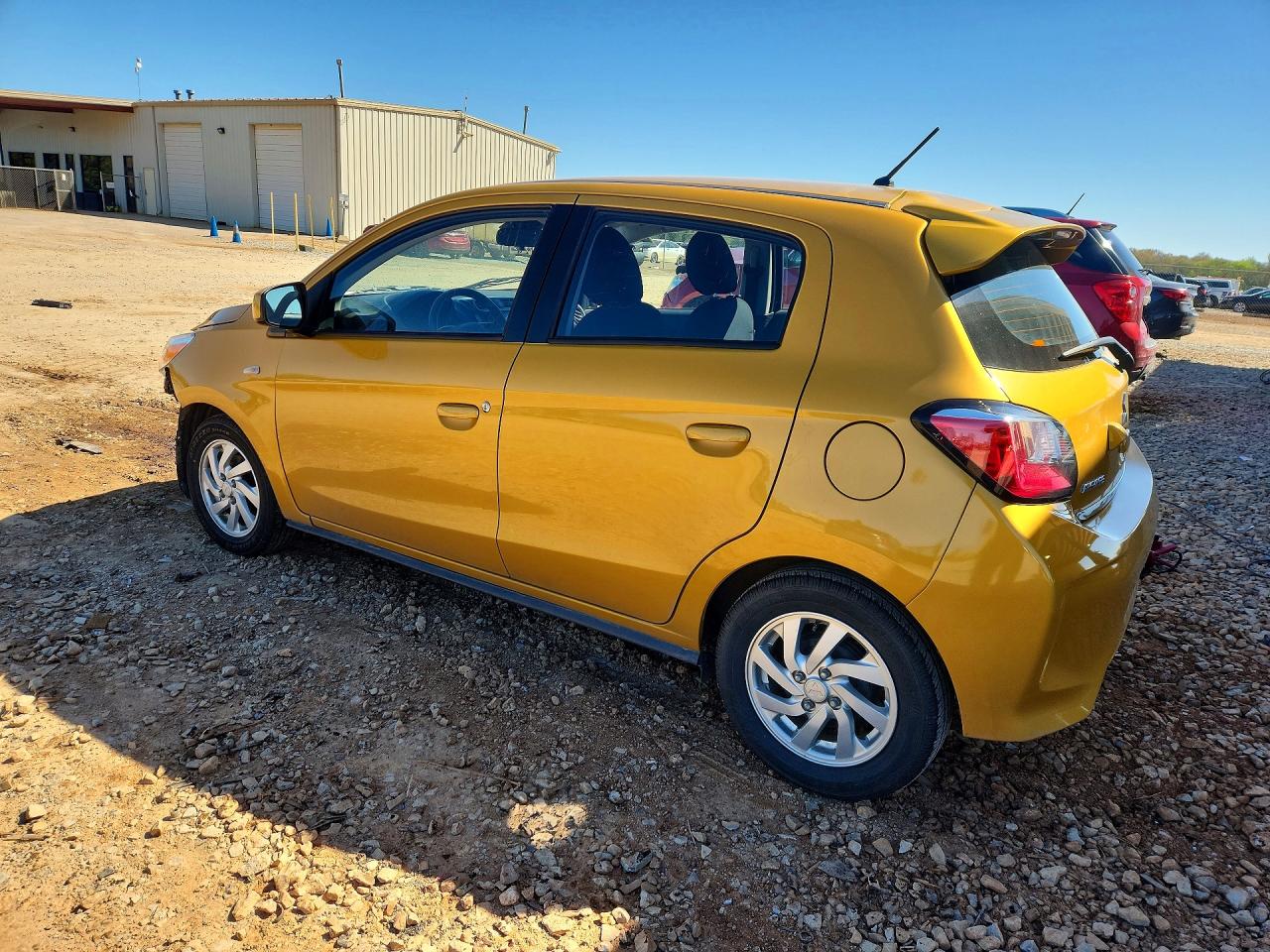 Mitsubishi Mirage Es