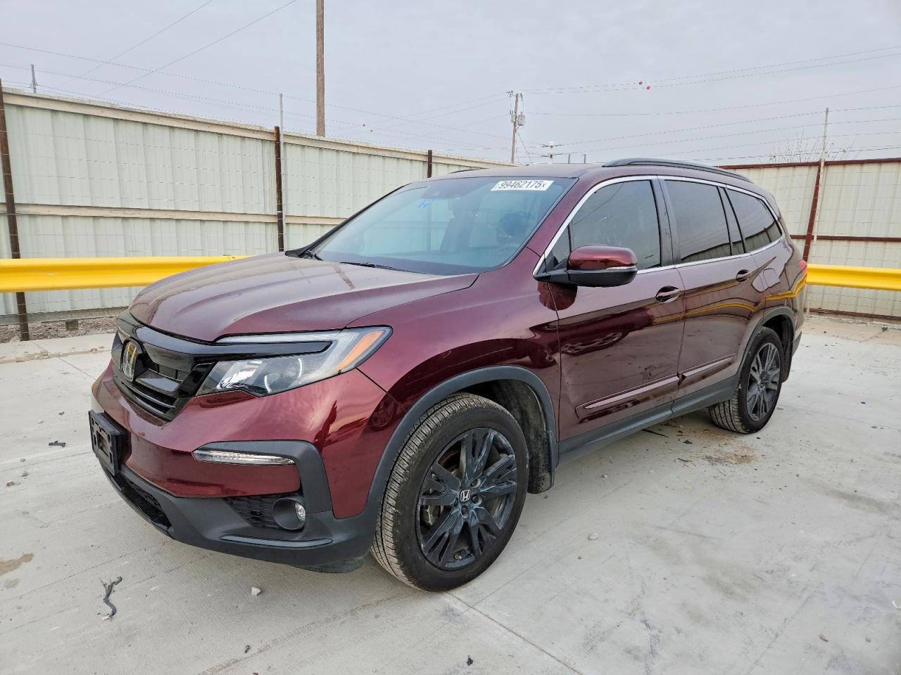 Salvage Honda Pilot Image