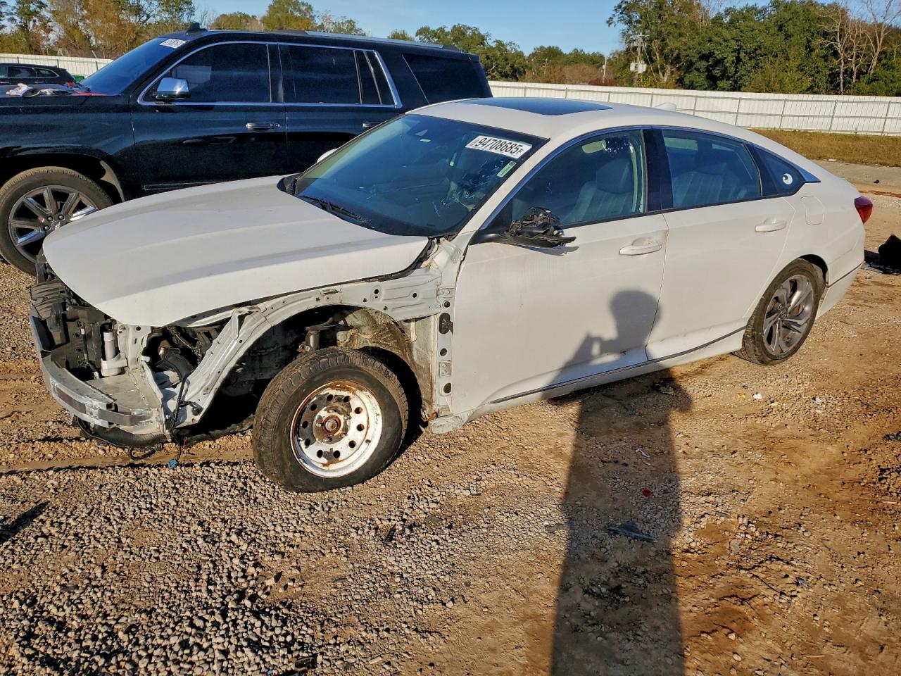 Salvage Honda Accord Image