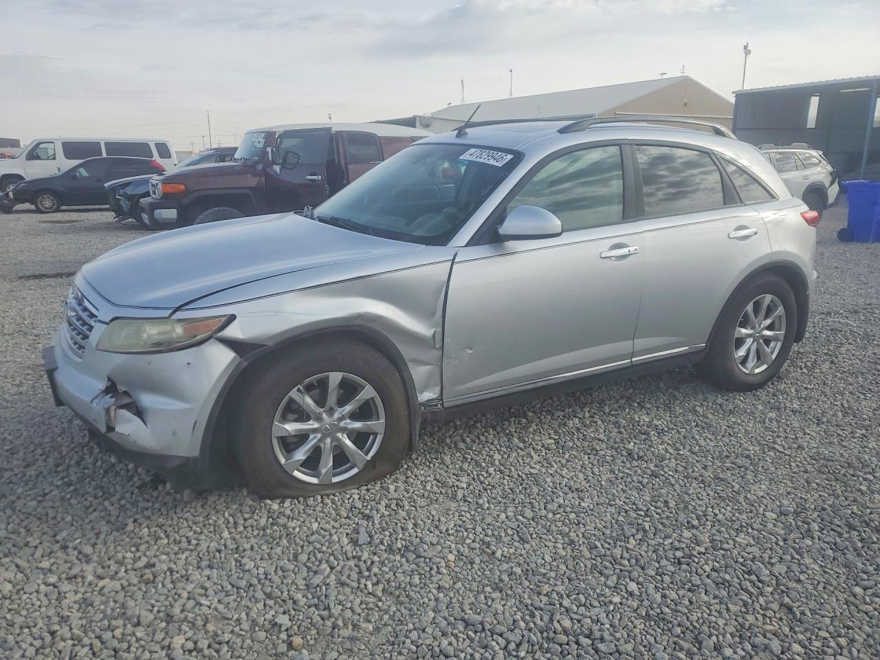 Salvage INFINITI Fx Image