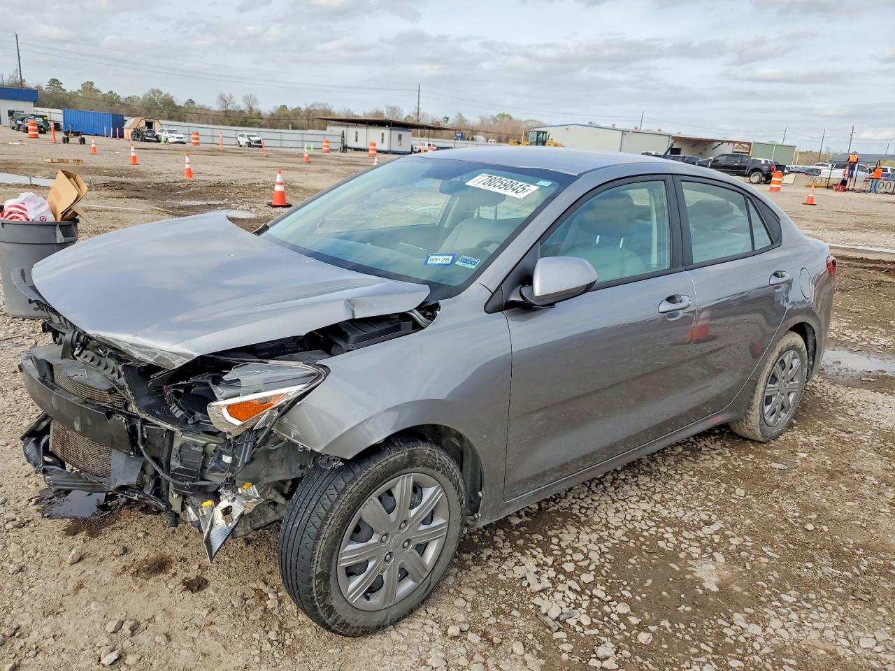 Salvage Kia Rio Image
