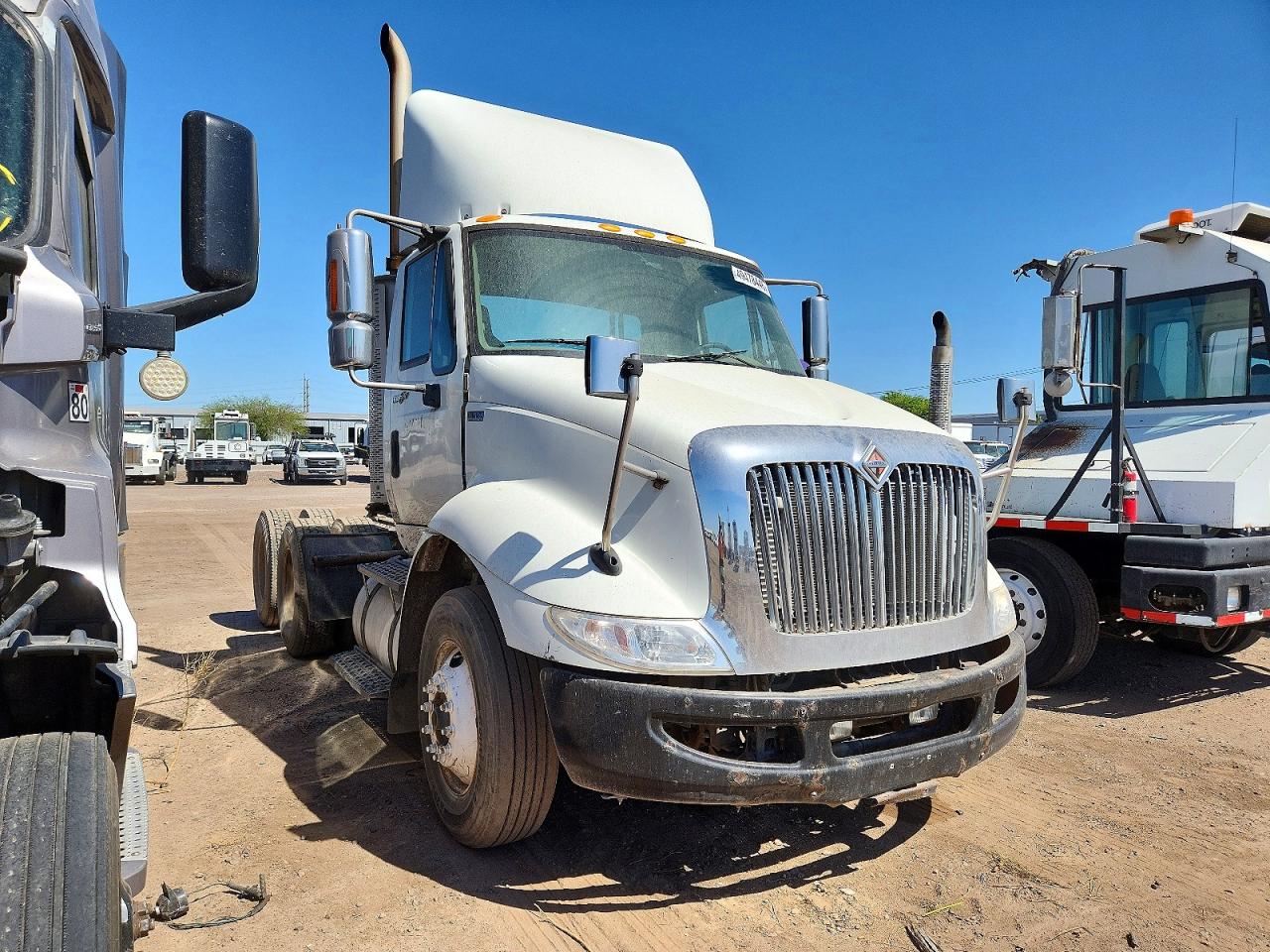Salvage International 8400 Image