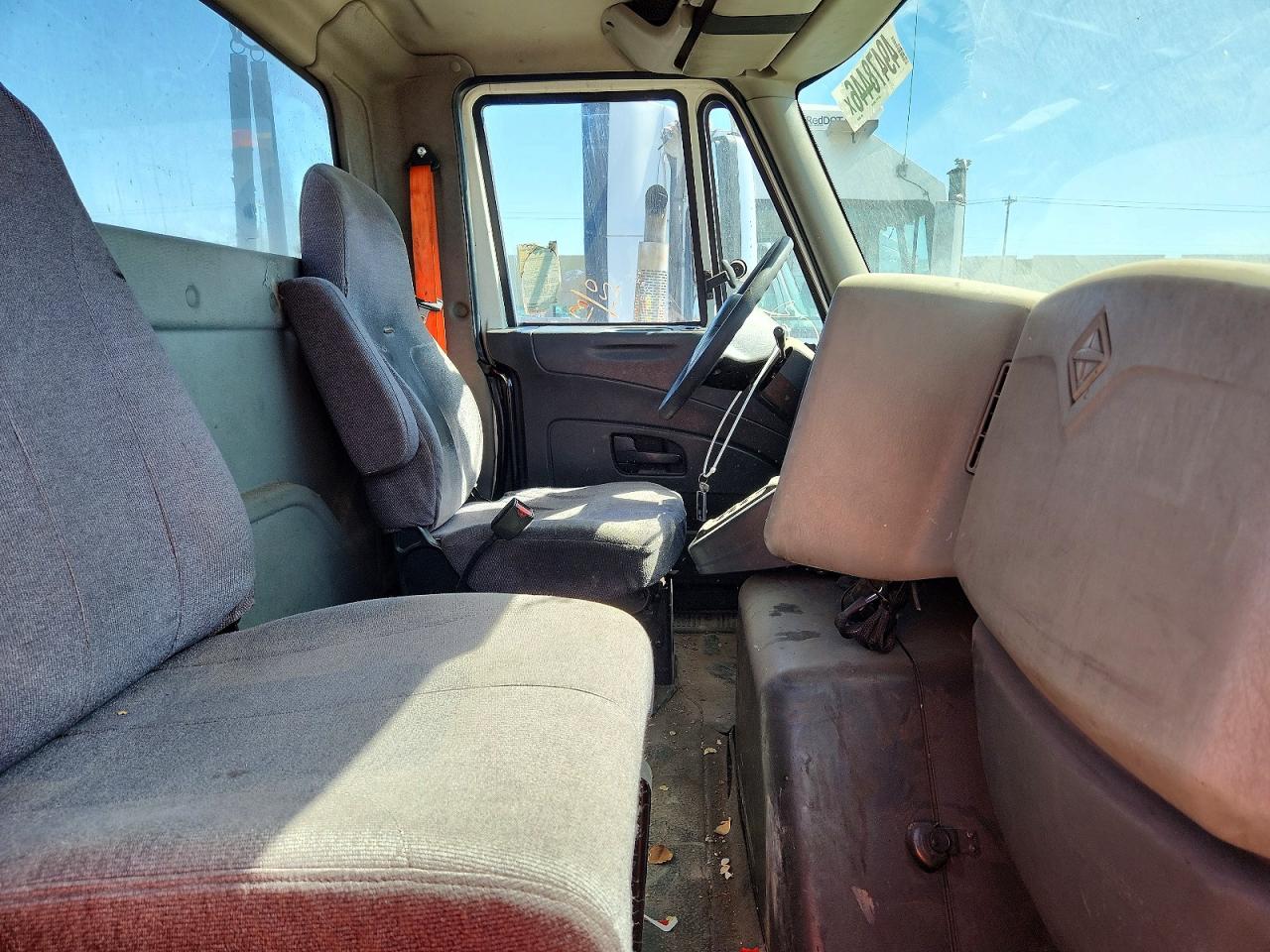 International 8400