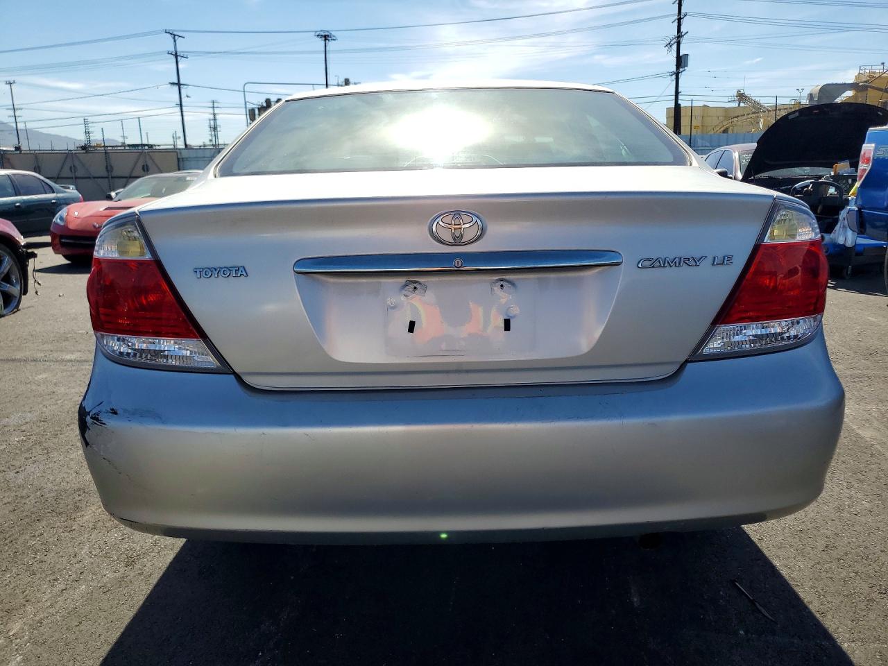Toyota Camry Le