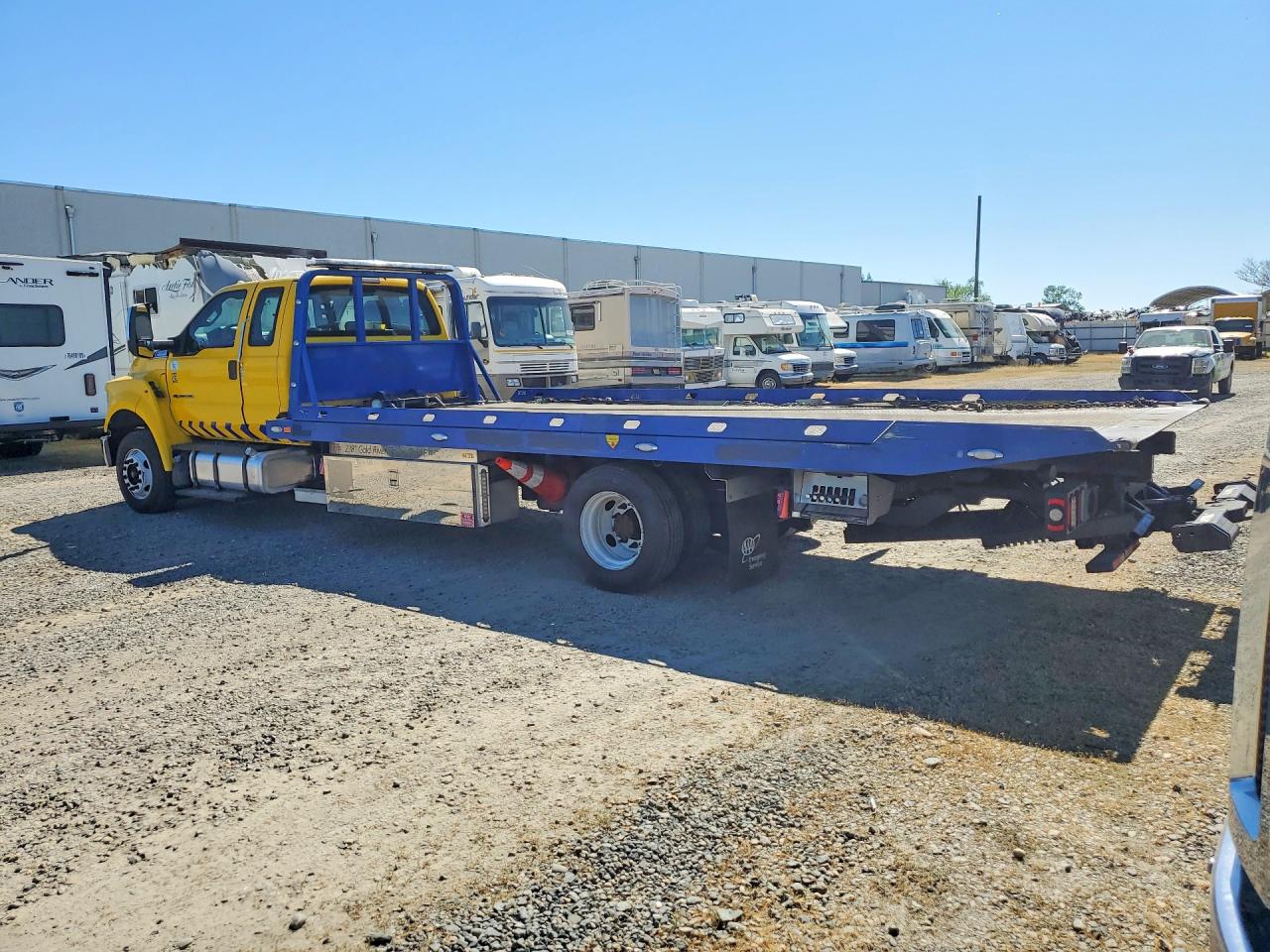 Ford F-650 Super Crewzer