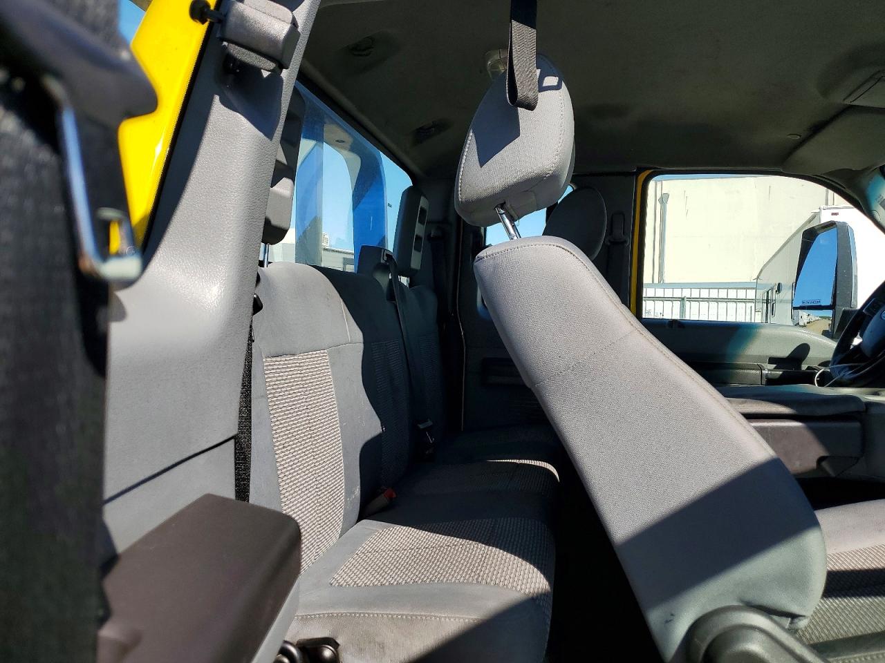 Ford F-650 Super Crewzer