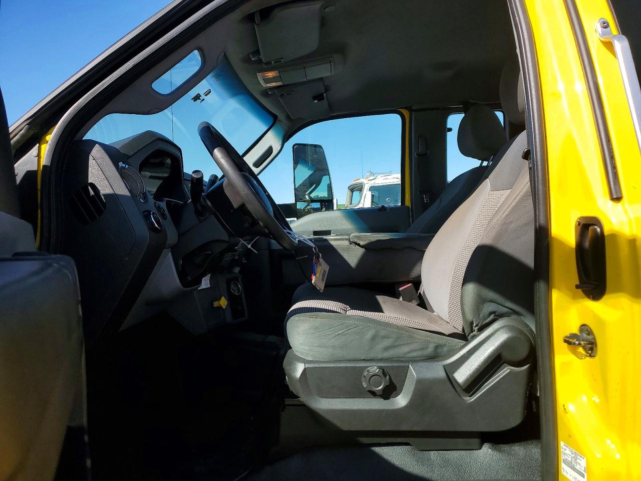 Ford F-650 Super Crewzer