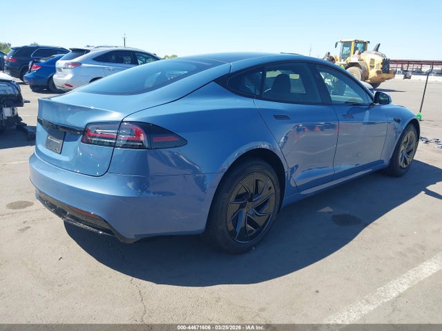 Tesla Model S All-wheel Drive