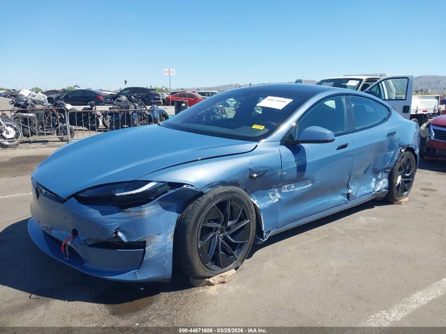 Tesla Model S All-wheel Drive