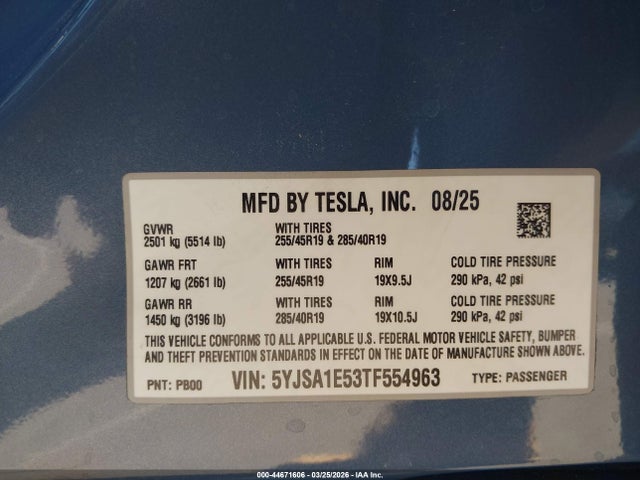 Tesla Model S All-wheel Drive
