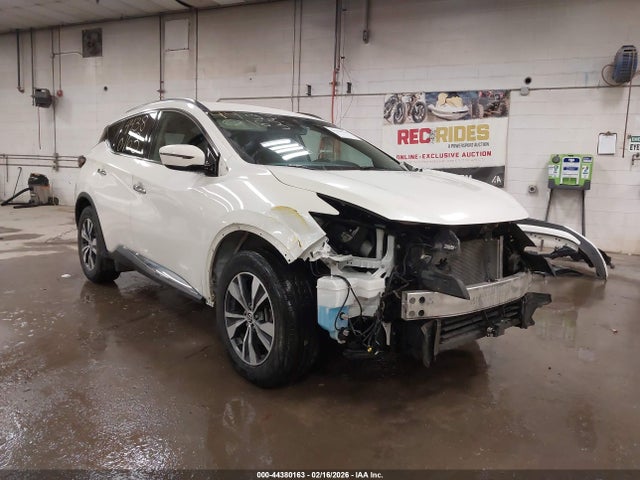 Salvage Nissan Murano Image