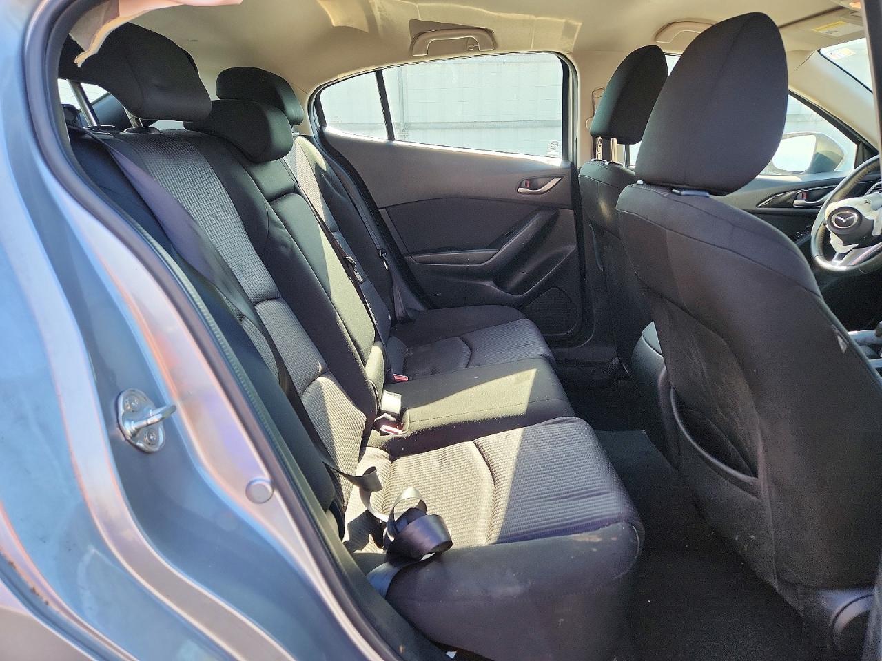 Mazda 3 Touring Touring