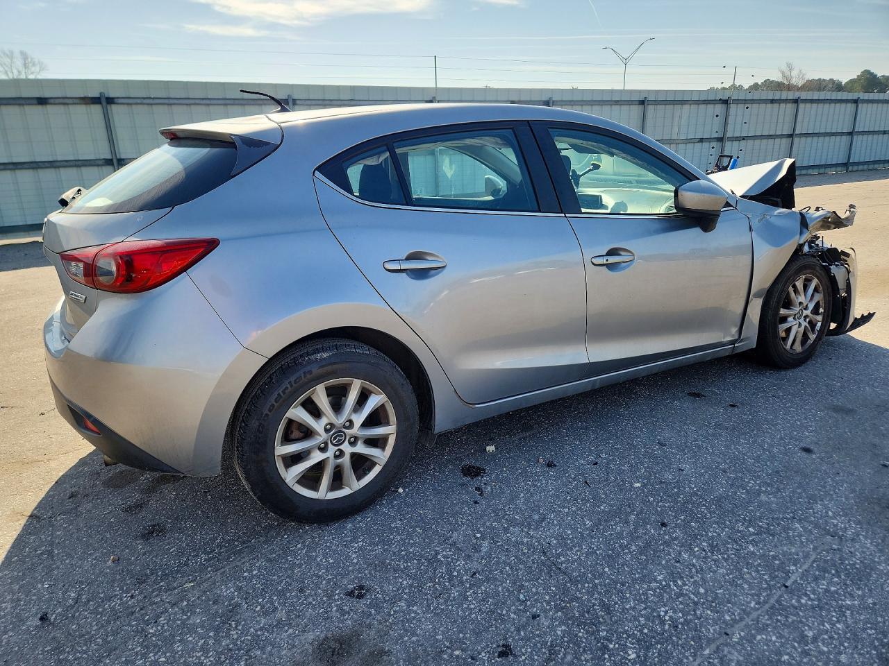 Mazda 3 Touring Touring
