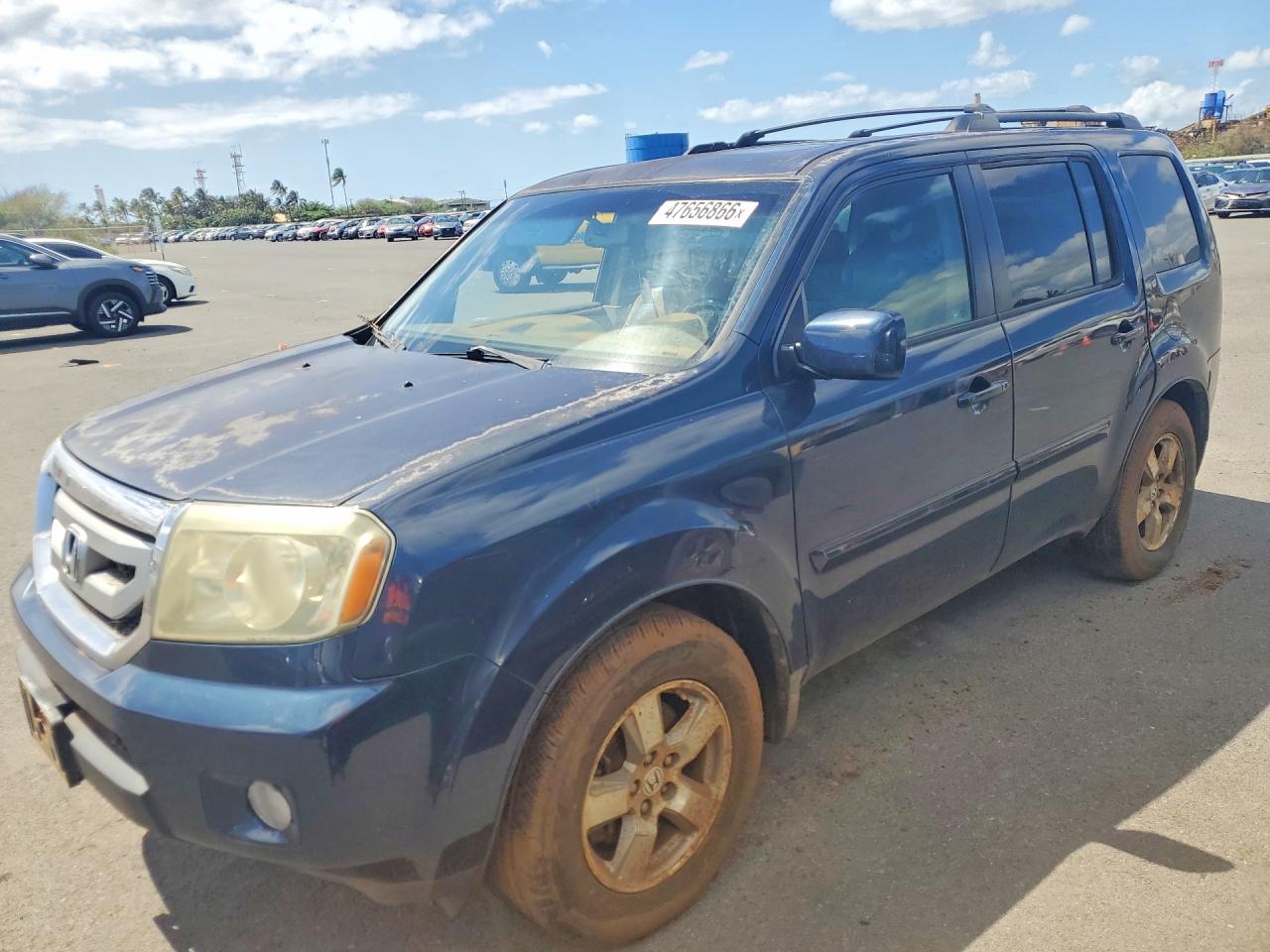 Salvage Honda Pilot Image