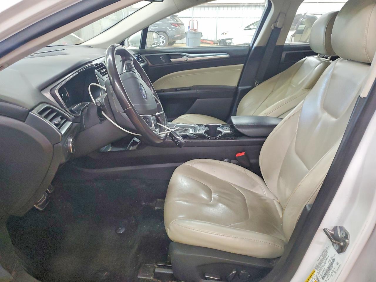 Ford Fusion Titanium Hev