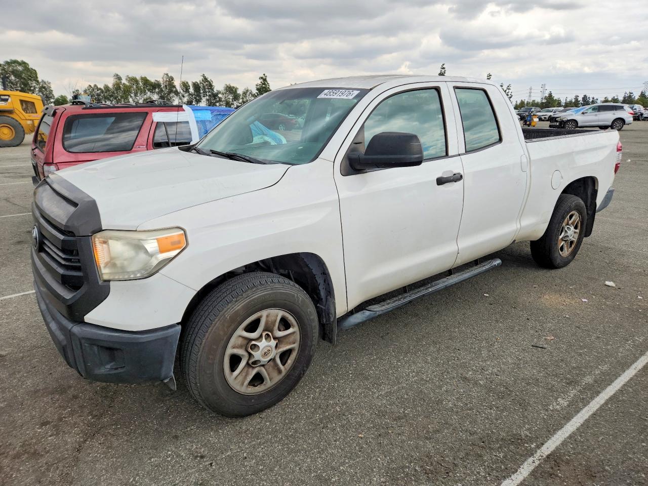 Salvage Toyota Tundra Image