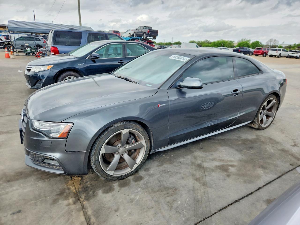 Salvage Audi S5 Image