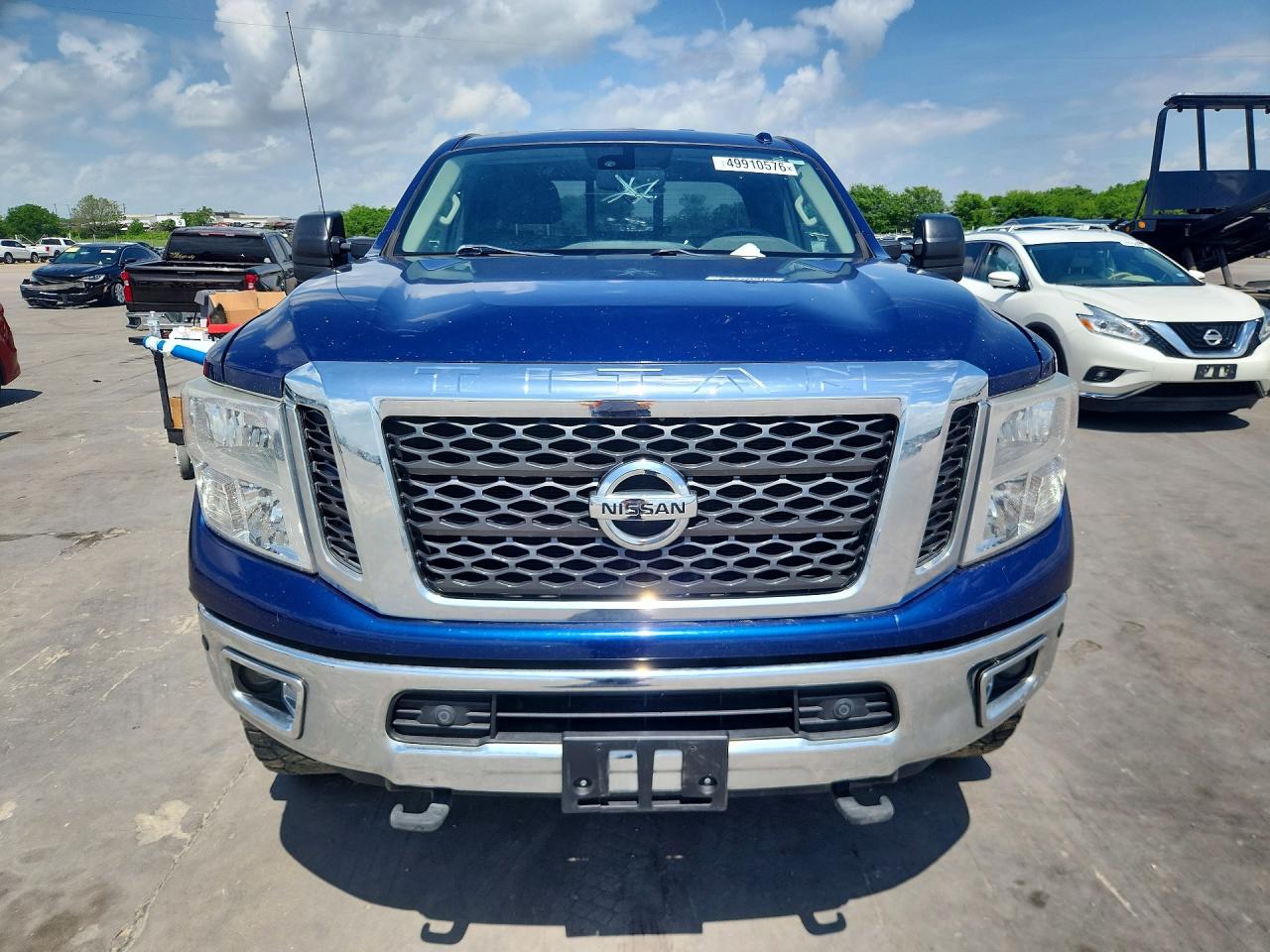 Nissan Titan Sv