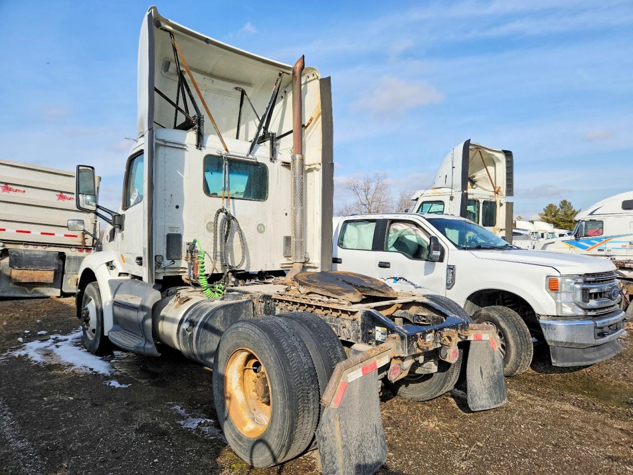 Peterbilt Tractor 579