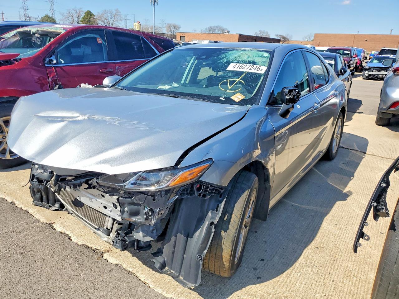 Salvage Toyota Camry Image