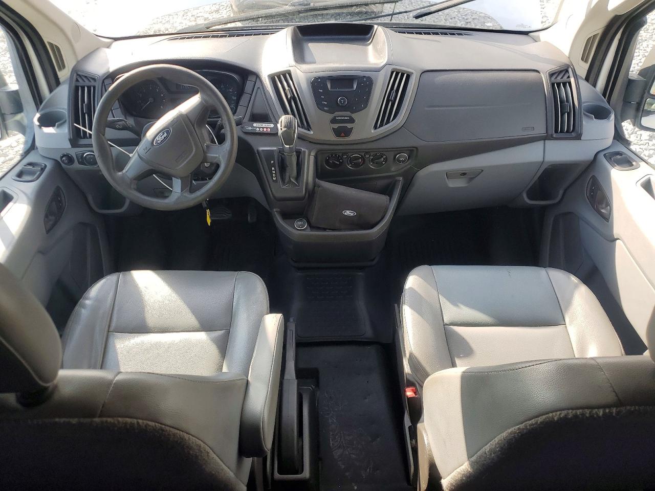 Ford Transit T-150