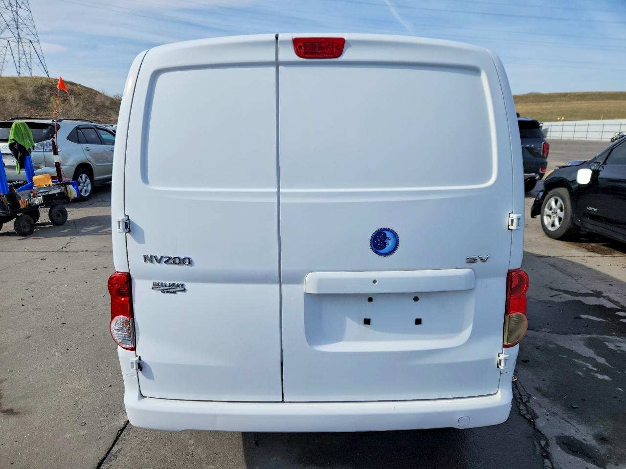 Nissan Nv